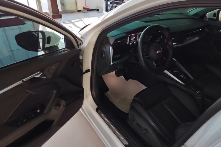 Used Audi A3 2023 Restyled A3L Limousine 35 TFSI Luxury Prestige Edition
