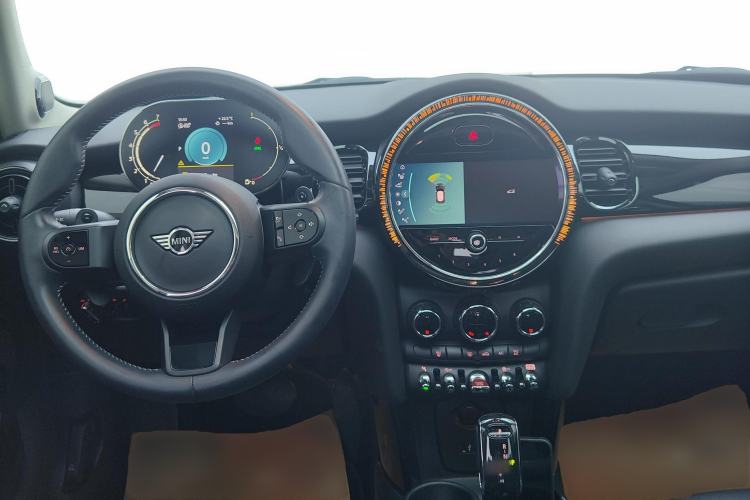 Used  MINI 2023 2.0T COOPER S Artist Five-Door Edition
