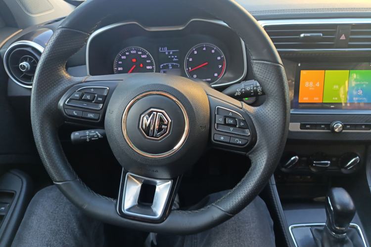 Used MG ZS 2017 1.5L Automatic Luxury Edition
