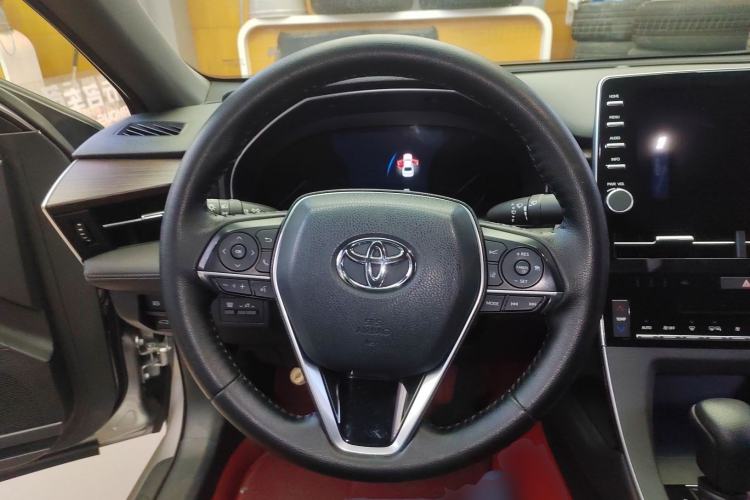 Used Toyota Avalon 2019 2.0L Ambition Edition China VI
