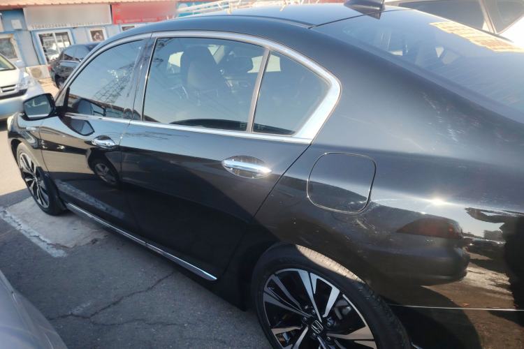 Used Honda Accord 2016 Hybrid 2.0L Rui Ling Edition
