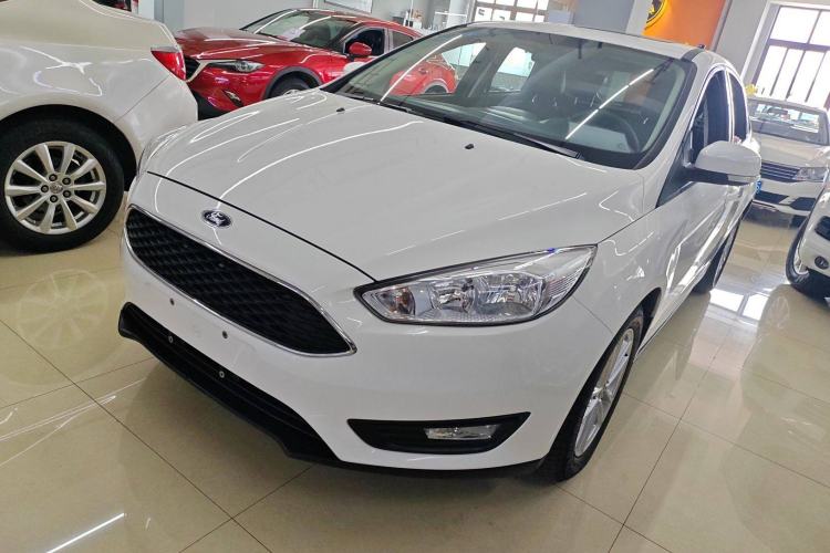 Used Ford Focus 2018 Hatchback Classic 1.6L Automatic Trendy SmartDrive Edition

