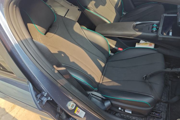 Used BYD Dolphin 2024 Honor Edition 420km Fashion Version
