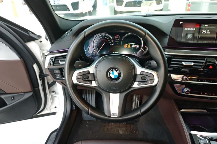 Used BMW 5 Series 2018 525Li M Sport Package
