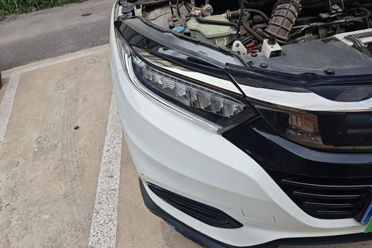 Used Honda Vezel 2020 220 TURBO CVT Luxury Edition
