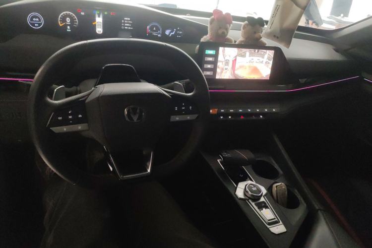 Used Changan UNI-V 2024 1.5T Prestige Edition
