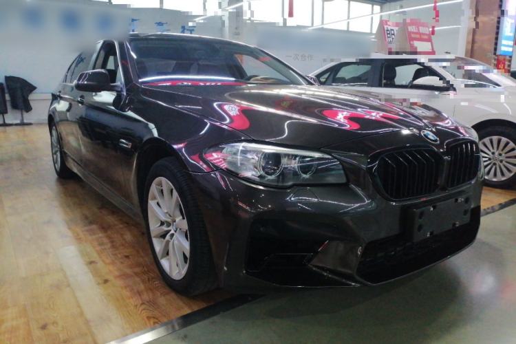 Used BMW 5 Series 2014 528Li Leading Model
