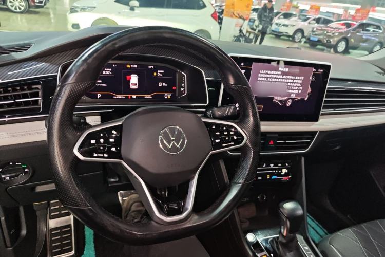 Used Volkswagen Tiguan L 2023 330TSI Automatic Two-Wheel Drive R-Line Enjoyment Edition