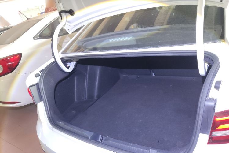 Used Volkswagen Lavida 2023 1.5L Automatic De Yi Edition
