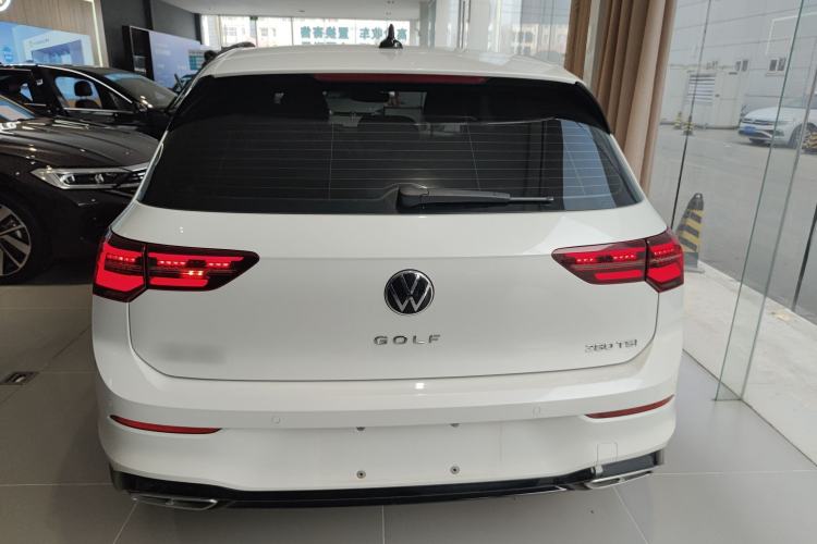 Used Volkswagen Golf 2023 Facelift 280TSI DSG R-Line Lite
