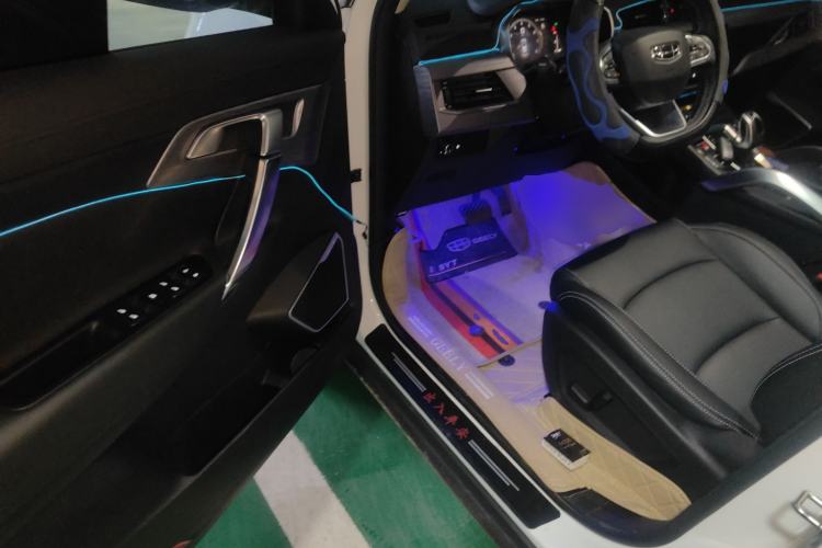 Used Geely Auto Emgrand X7 Sport 2021 Million Edition 1.8TD DCT Two-Wheel Drive Luxury Model
