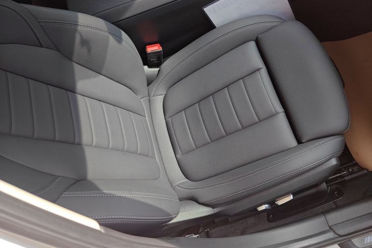 TDK.VehicleDetails.img