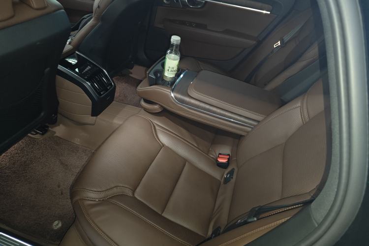 Used Volvo S90 2023 B5 Luxury Smart Edition