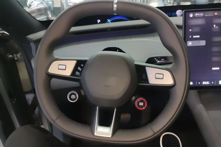 Used  YU7 2025 Ultra-Long Range Rear-Wheel Drive Version
