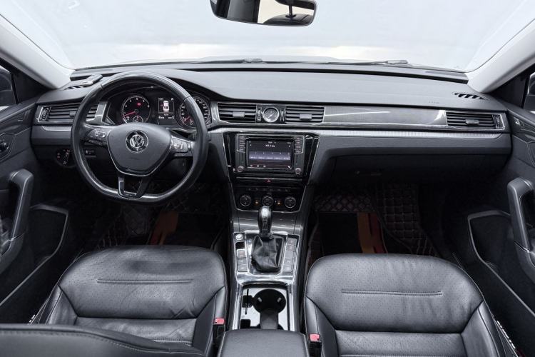 Used Volkswagen Passat 2017 330TSI DSG Prestige Edition
