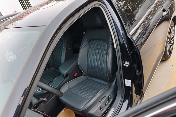 Used Volkswagen Passat 2021 330TSI Luxury Edition
