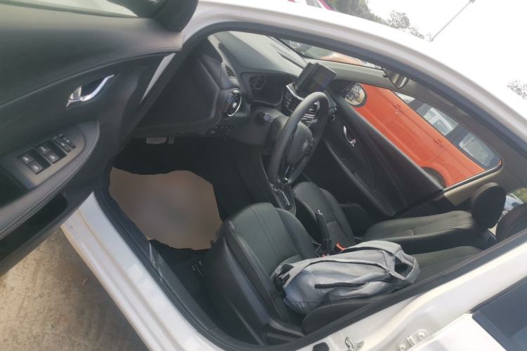 Used Changan Alsvin 2019 1.5L DCT Comfort Model China VI Standard
