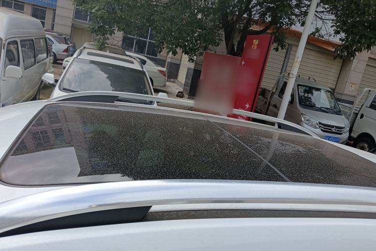 Used Roewe RX5 2019 20T Two-Wheel Drive Manual 4G Connect Platinum Edition
