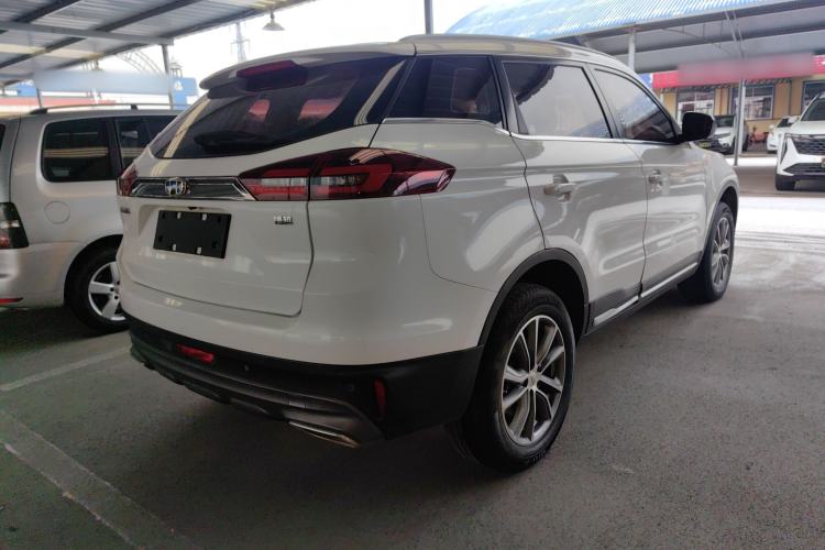 Used Geely Auto Emgrand X7 Sport 2018 2.0L Manual Two-Wheel Drive Zhiya Version