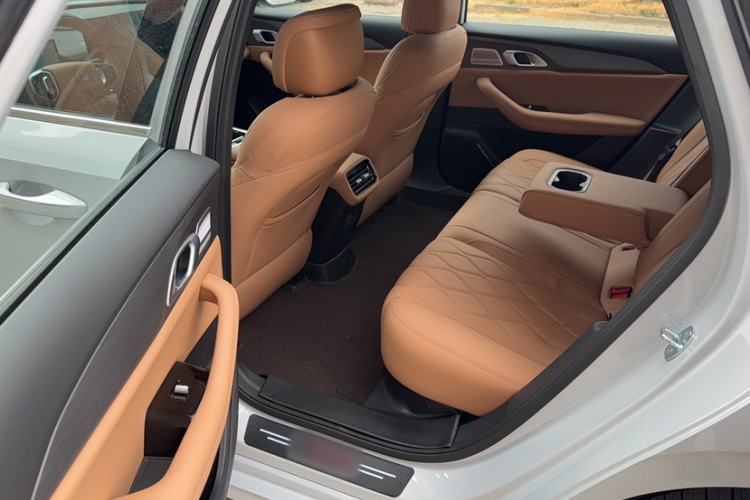 Used Geely Galaxy Galaxy A7 2025 Model EM-i 150km Prestige Edition
