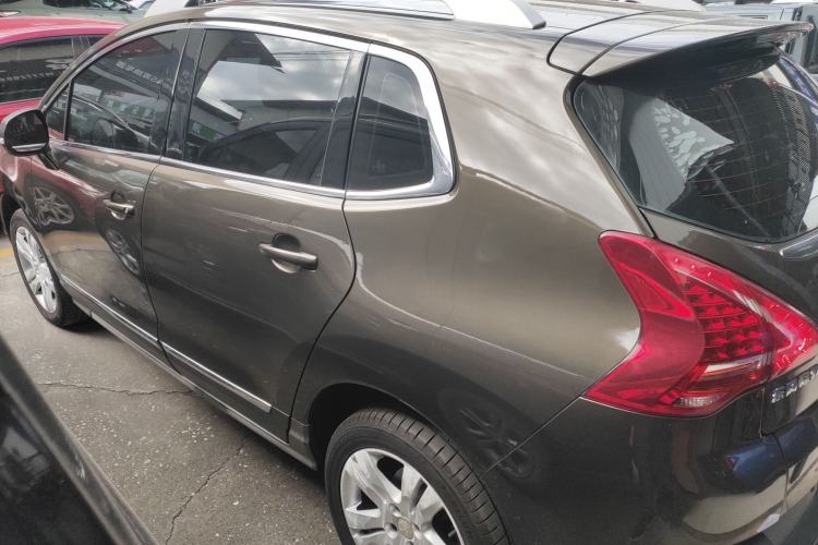 Used Peugeot 3008 2015 2.0L Automatic Classic Edition
