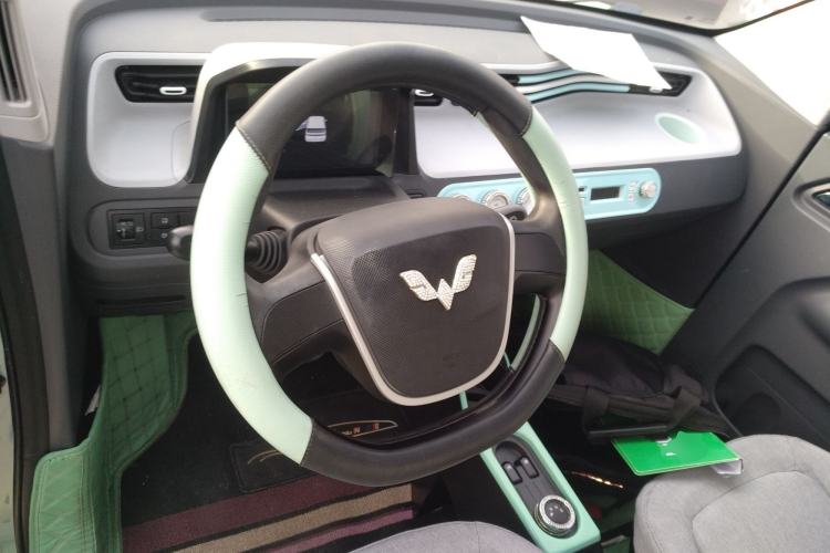 Used Wuling Hongguang MINIEV 2021 Macaron Fashion Model Lithium Iron Phosphate
