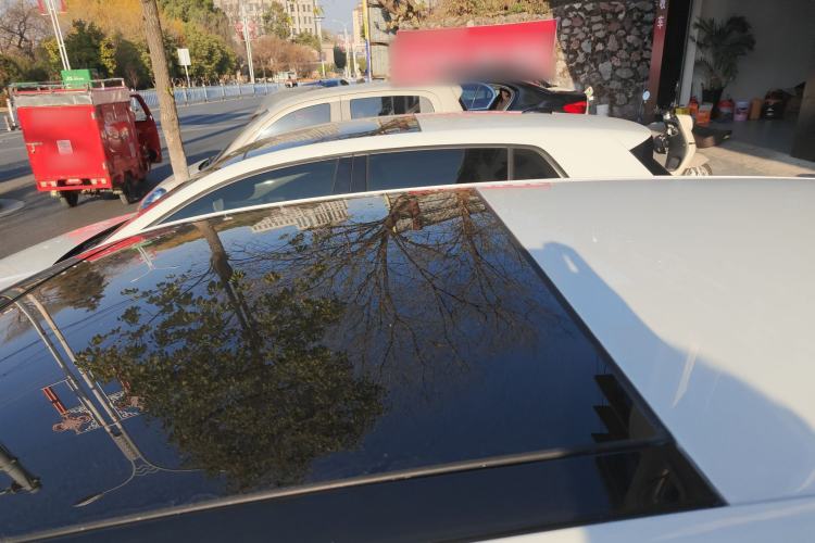 Used Volkswagen Golf 2018 230TSI Automatic Luxury Version
