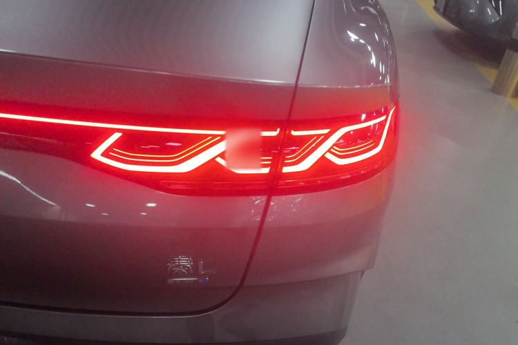 Used BYD Qin L 2025 DM-i Smart Drive 120KM Superior Model
