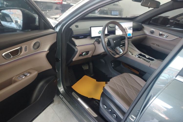 Used Chery Tiggo 8 PLUS 2025 290TGDI DCT Prestige 5-Seater