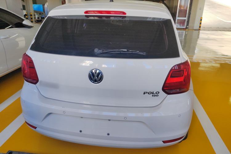 Used Volkswagen Polo 2016 1.6L Automatic Comfort Model

