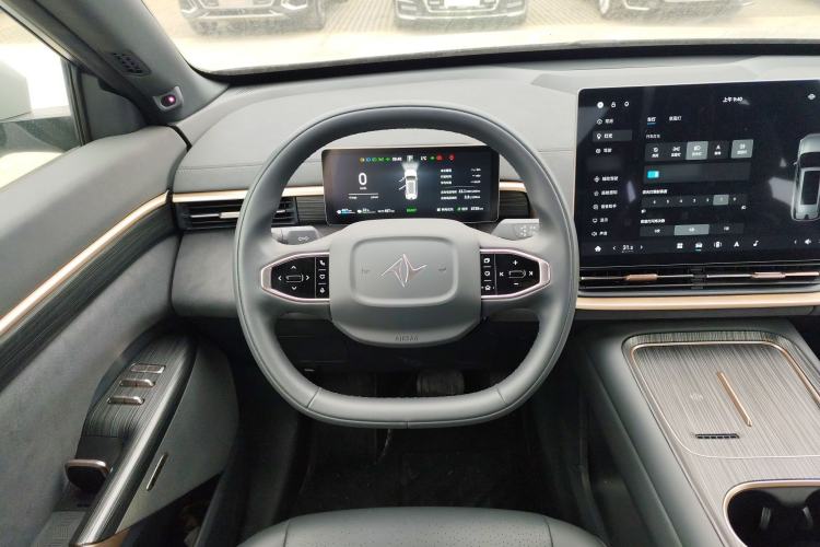 Used  eπ008 2024 210Max Range-Extended Version 6 Seats