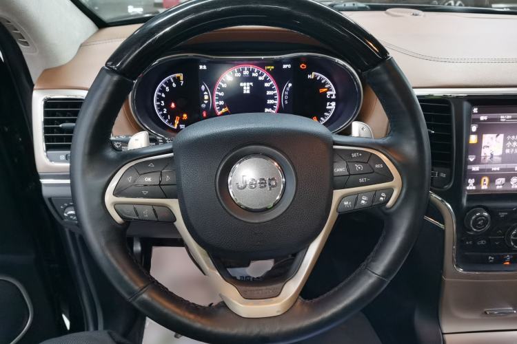 Used  Grand Cherokee 2014 3.6L Flagship Prestige Edition