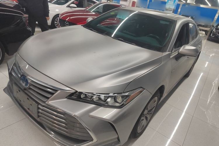 Used Toyota Avalon 2019 Dual-Engine 2.5L Luxury Edition China VI Standard
