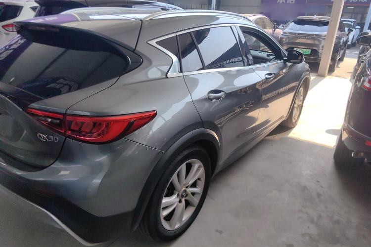 Used Infiniti QX30 2017 1.6T Two-Wheel-Drive Sport Edition
