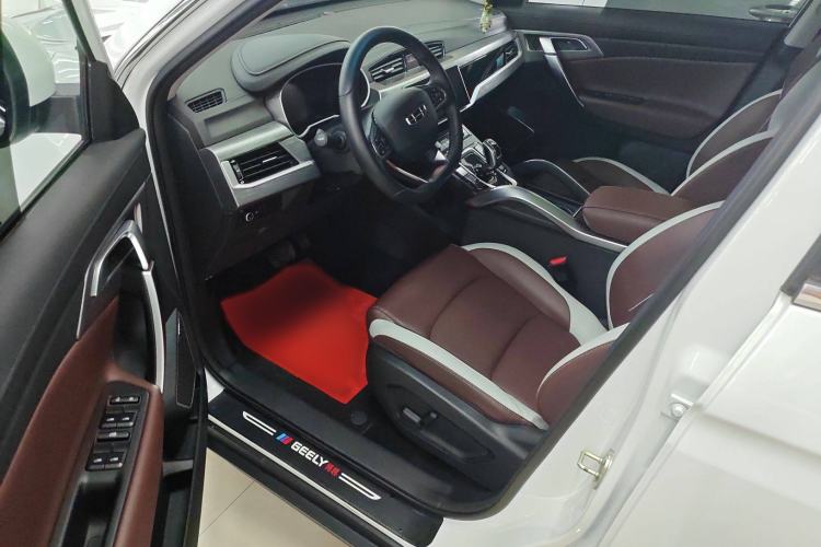 Used Geely Auto Emgrand X7 Sport 2022 1.8TD DCT Zhiya Trim
