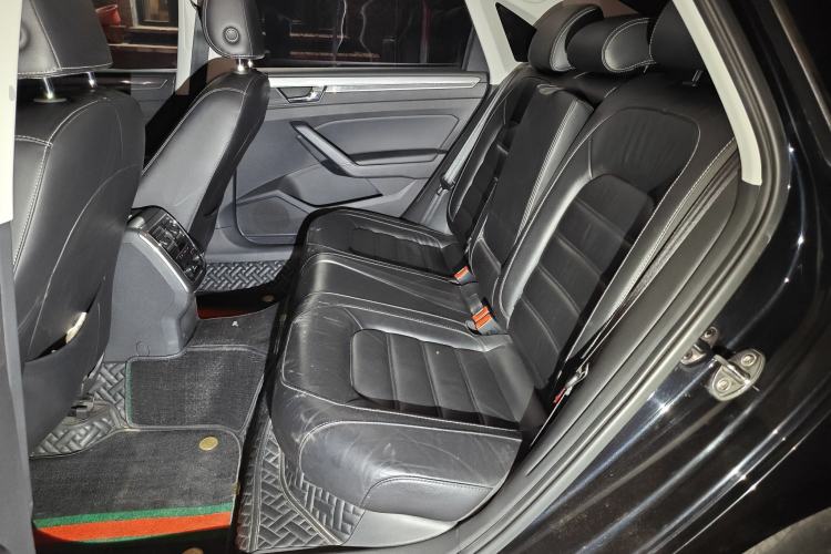 Used Volkswagen Passat 2017 330TSI DSG Luxury Edition
