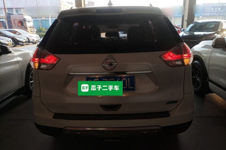 Used Nissan X-Trail 2014 2.5L CVT Leading Edition 4WD