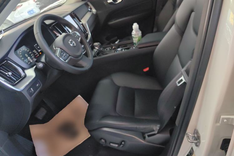 Used Volvo XC60 2021 T5 4x4 Smart Luxury Edition