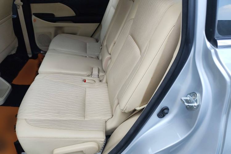 Used Toyota Highlander 2018 2.0T Two-Wheel Drive Elite Version 5 Seats China VI Standard
