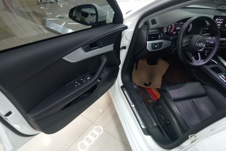 Used Audi A4L 2022 40 TFSI Fashion Dynamic Model