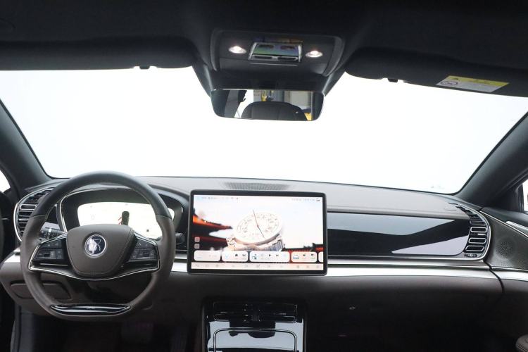 Used BYD Han 2024 EV Glory Edition 605KM Front-Wheel-Drive Premium Model
