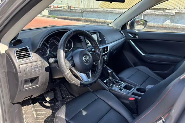 Used Mazda CX-5 2015 2.0L Automatic Two-Wheel Drive Urban Version
