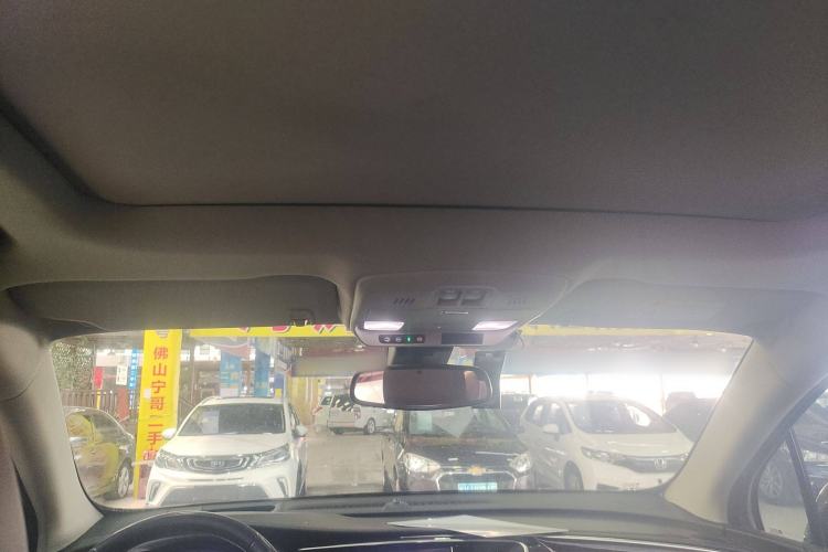 Used Buick Envision 2018 28T Four-Wheel Drive Luxury Model
