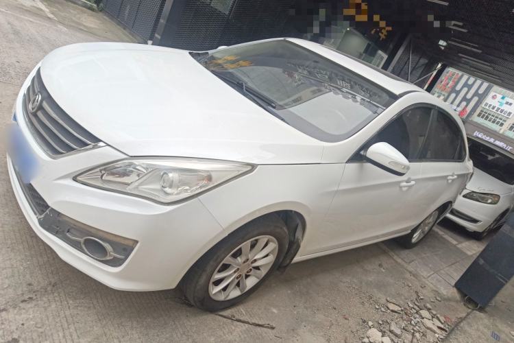 Used FORTHING Joyear S50 2016 1.5L Manual Luxury Model
