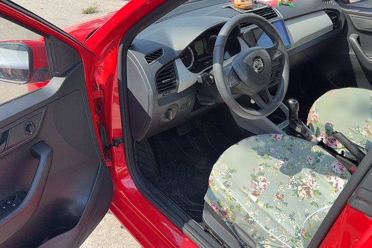 Used Skoda Fabia 2017 1.4L Automatic Car Enjoy Edition
