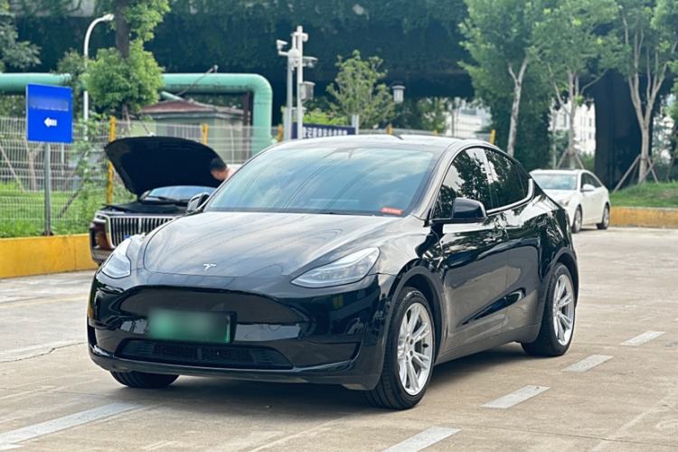 Used Tesla Model Y 2022 Rear-Wheel-Drive Version
