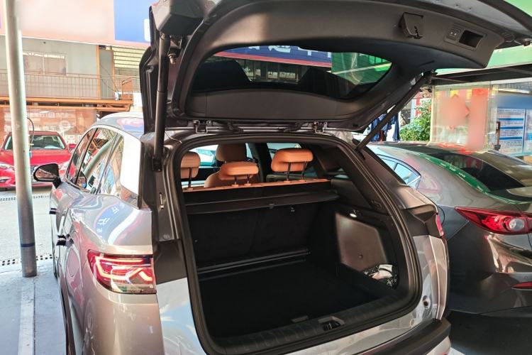 Used BYD Song L DM-i 2024 112 km Beyond Edition
