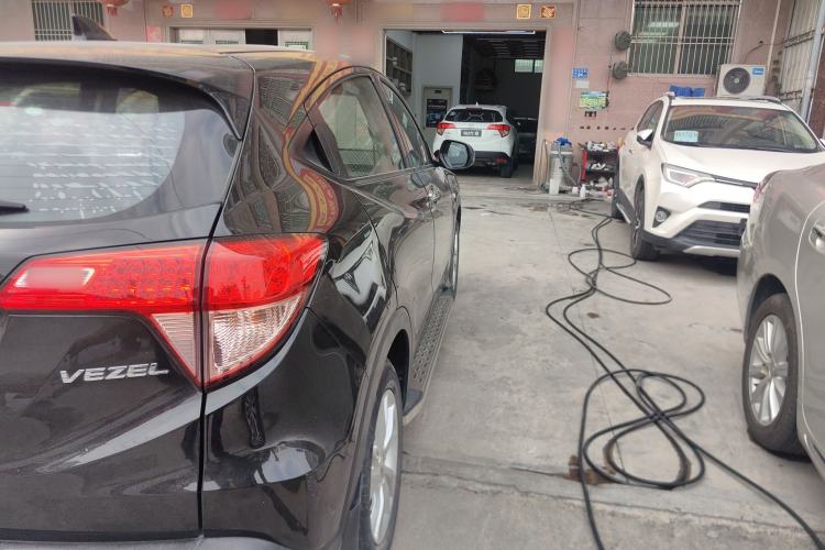 Used Honda Vezel 2015 1.8L CVT 2WD Elite Model