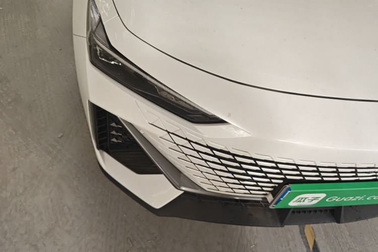 Used Changan UNI-V 2023 1.5T Prestige Model
