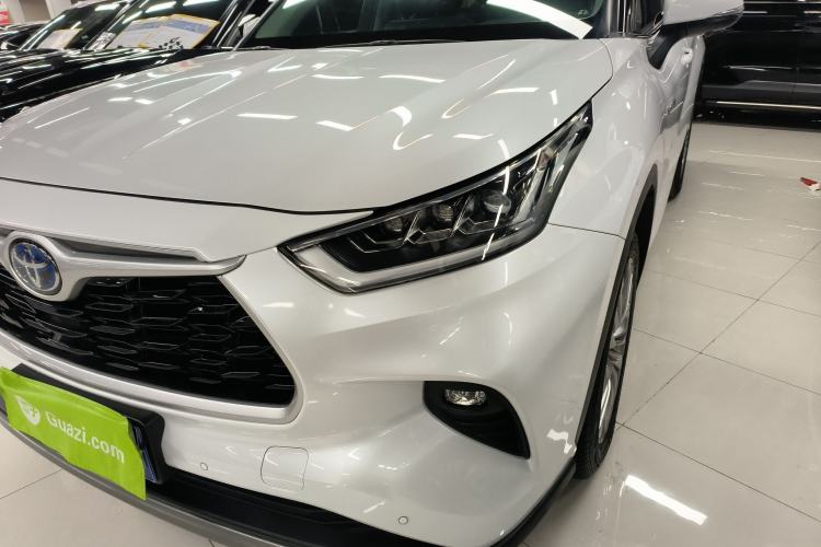 Used Toyota Highlander 2022 Dual-Engine 2.5L Four-Wheel Drive Prestige Version 7 Seats
